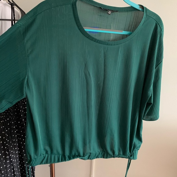 Eloquii green box top - Picture 1 of 3
